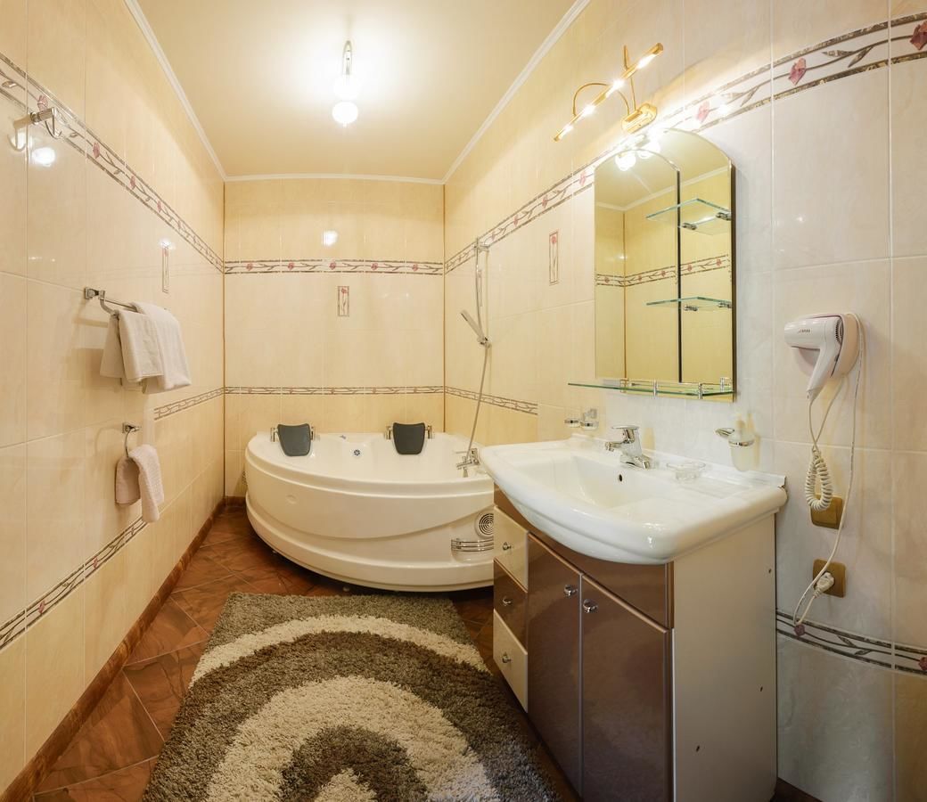 Отель Ghostinitsa  Петропавловск